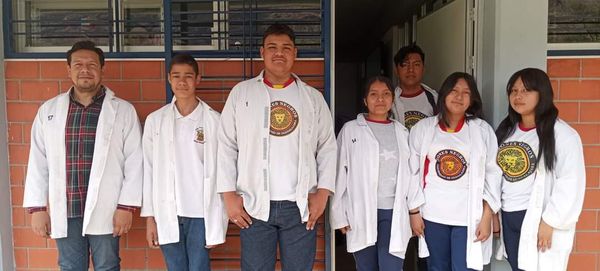 Estudiantes de bachillerato Módulo Mezcala sobresalen en  la Olimpiada Regional de Química